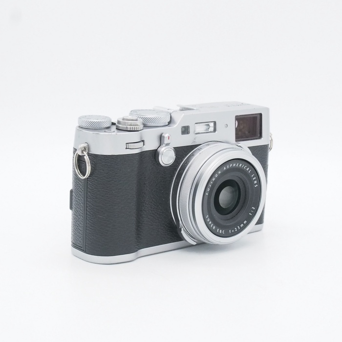 フジフイルム X100F-S シルバー ※充電器無し