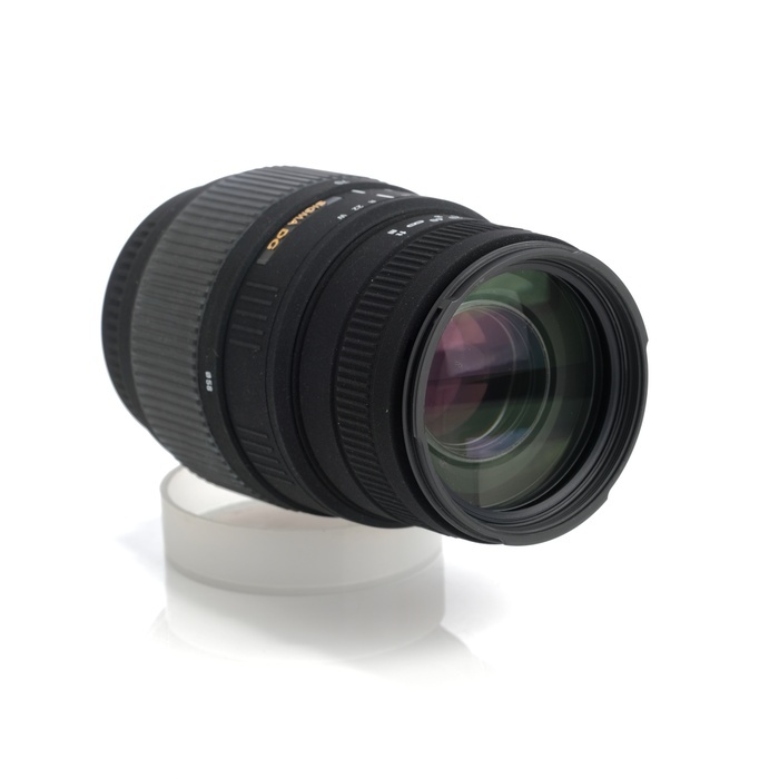 シグマ 70-300/F4-5.6 DG マクロ ソニーAマウント