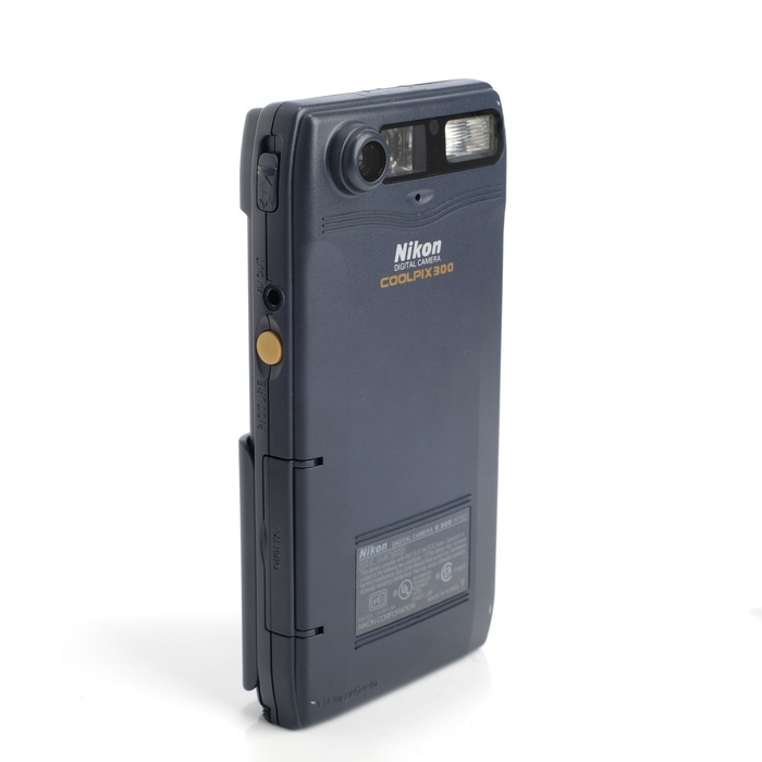 ニコン COOLPIX300