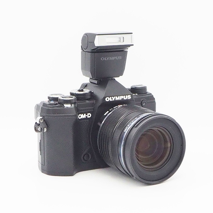 オリンパス OM-D E-M5 MARK3 12-45PROレンズキツト ブラツク