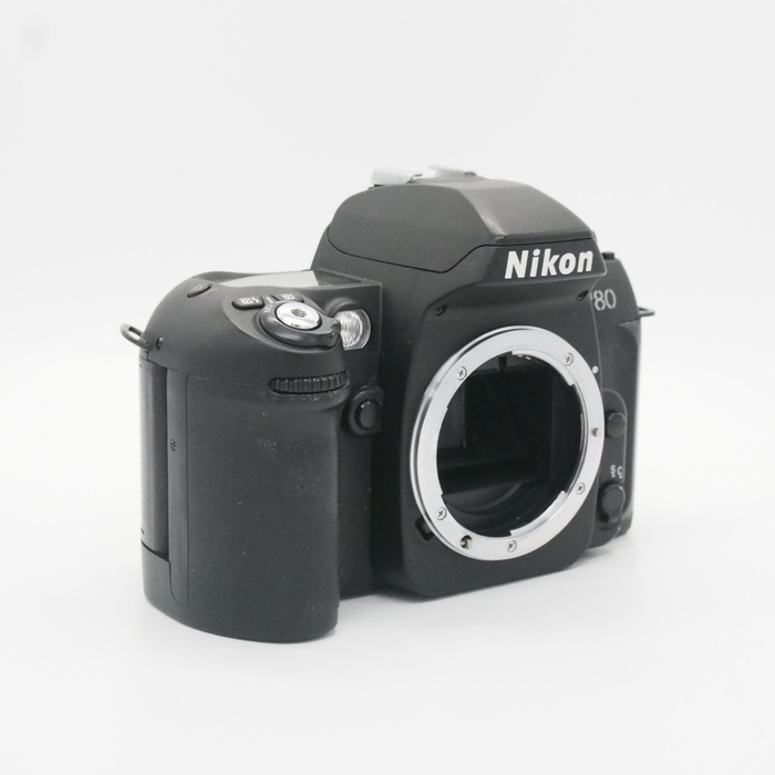 ニコン F80D