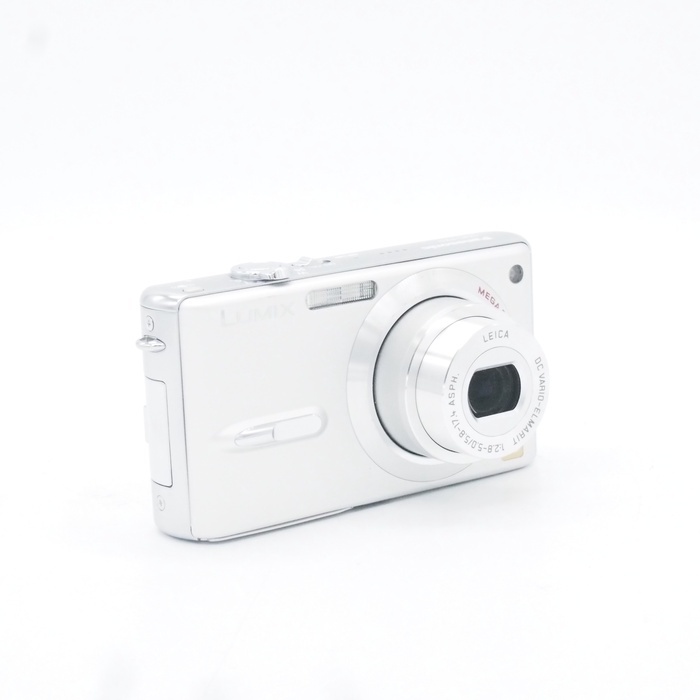 パナソニック LUMIX DMC-FX9 シルバー