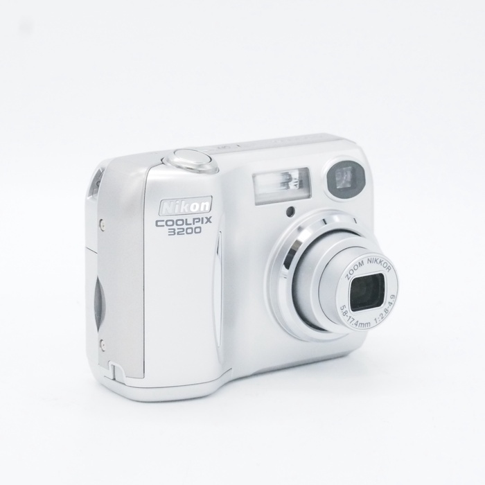 ニコン COOLPIX 3200 シルバー