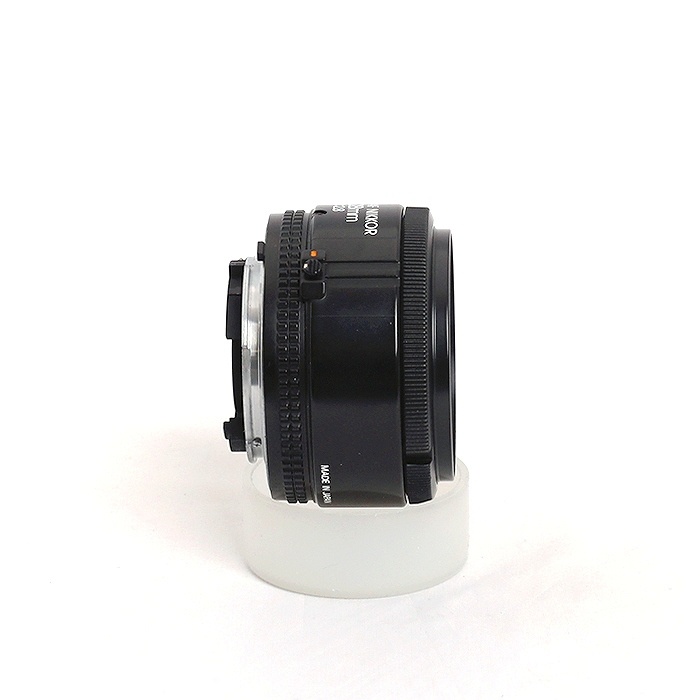 ニコン AF 28/2.8