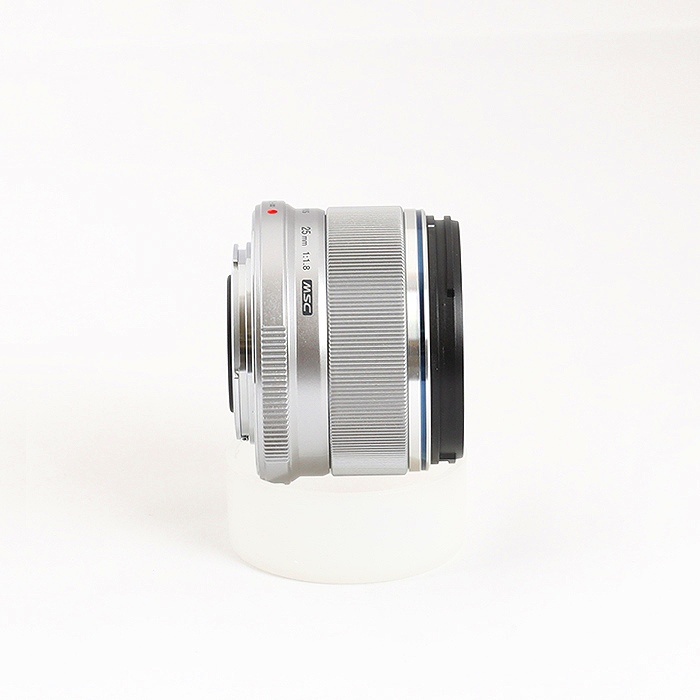 オリンパス M.ZUIKO DIGITAL 25/1.8 シルバー