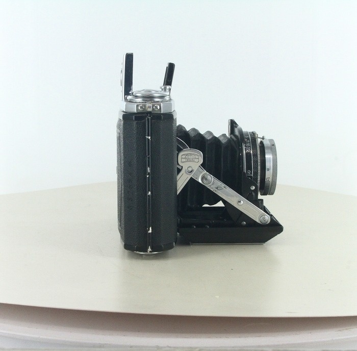 ツアイスイコン Zeiss Ikonta Six III (521/16) Opton Tessar 3.5/75mm