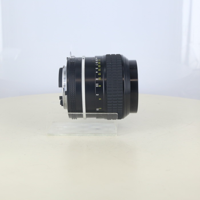 ニコン Ai 105/2.5