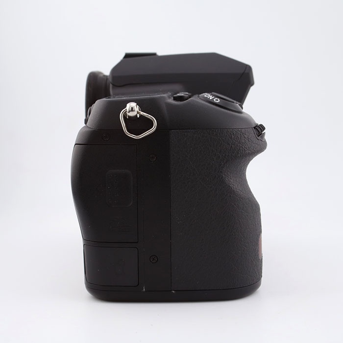 ペンタックス K-5(ボディ・バッテリーのみ)