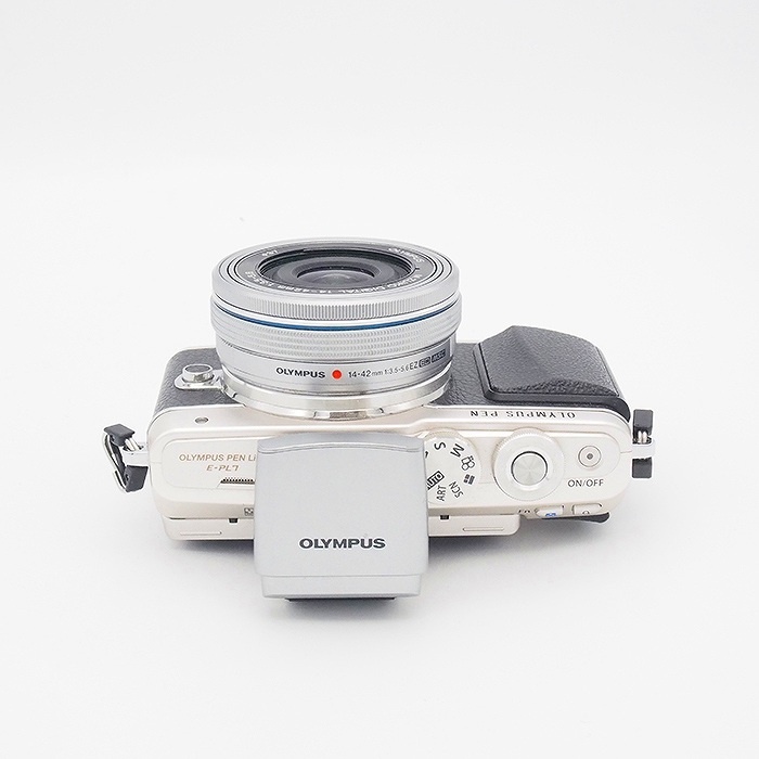 オリンパス E-PL7 14-42EZレンズキツト シルバー