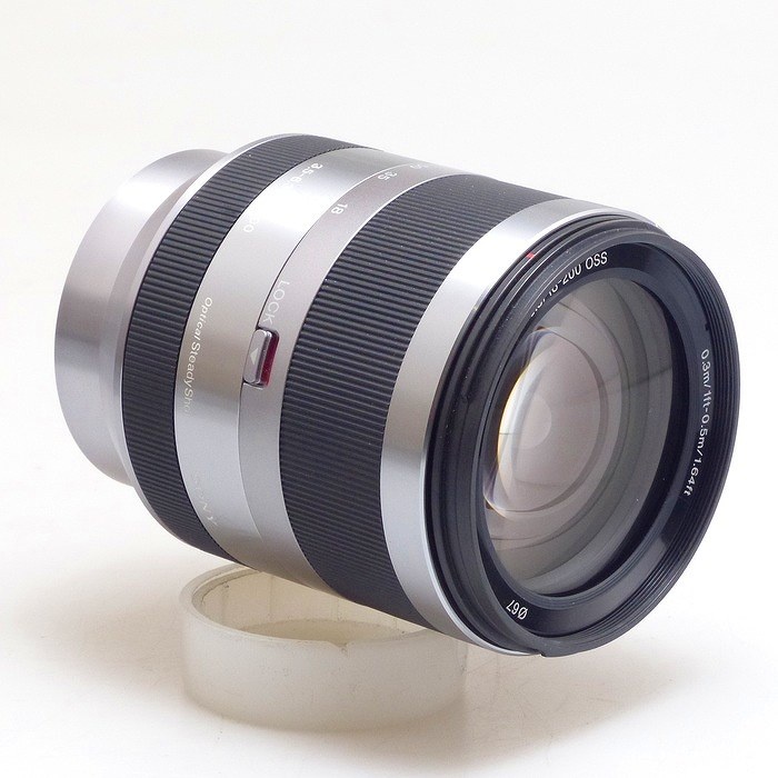 ソニー E18-200/F3.5-6.3 OSS