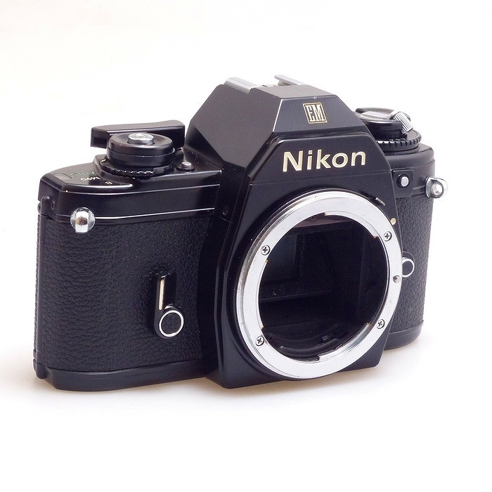 ニコン EM