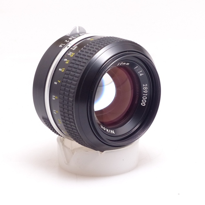ニコン New NIKKOR 50/1.4