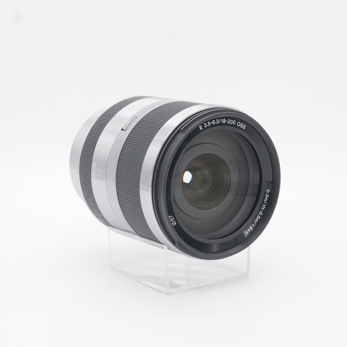 ソニー E18-200/3.5-6.3 OSS SEL18200