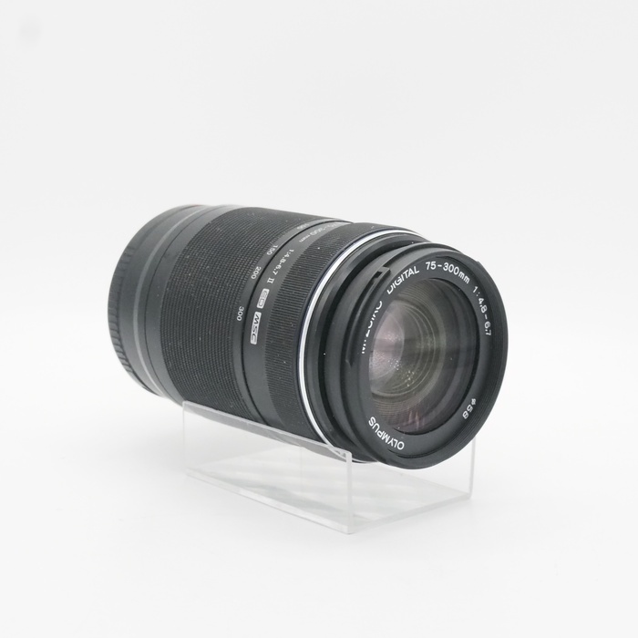 オリンパス M.ZUIKO DIGITAL ED75-300/4.8-6.7II