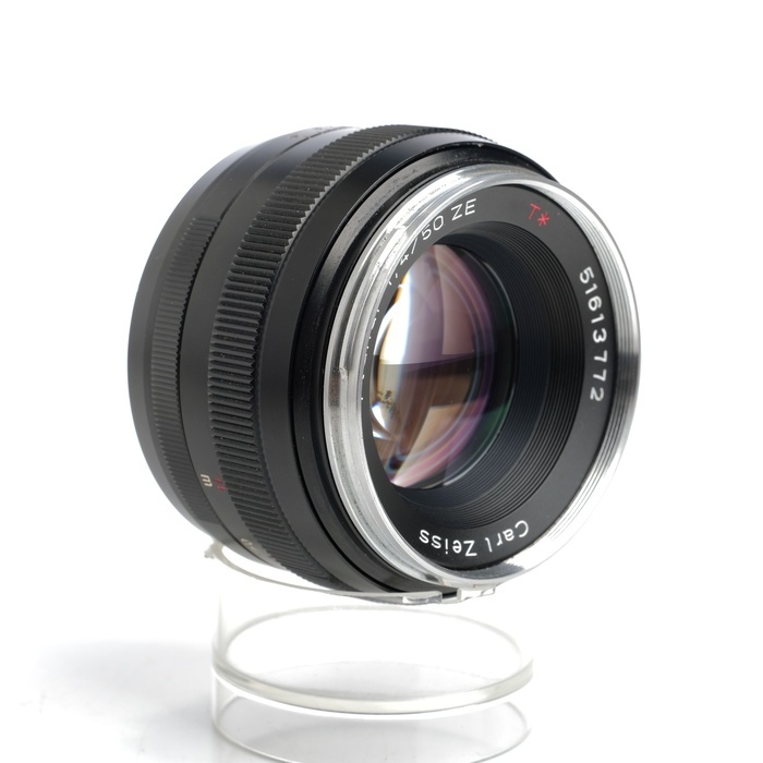 コシナ カールツアイス プラナー T 1.4/50 ZE