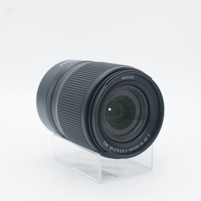 ニコン Z DX 18-140/3.5-6.3 VR