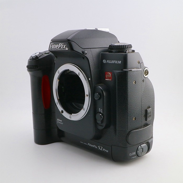 フジフイルム FinePix S2 PRO ボディ