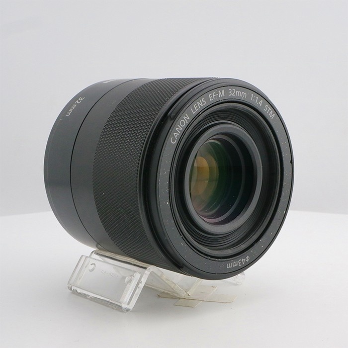 キヤノン EF-M32/1.4 STM