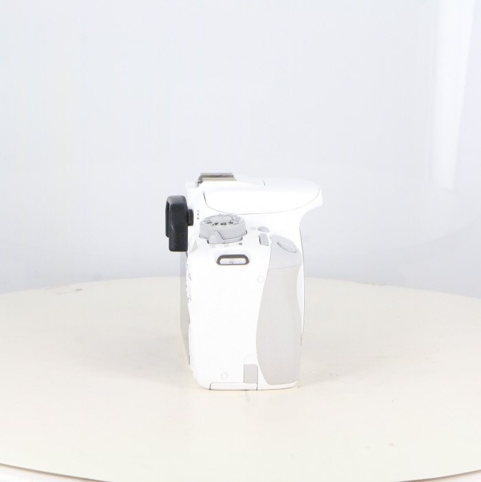 キヤノン EOS KISS X7 ボディ ホワイト