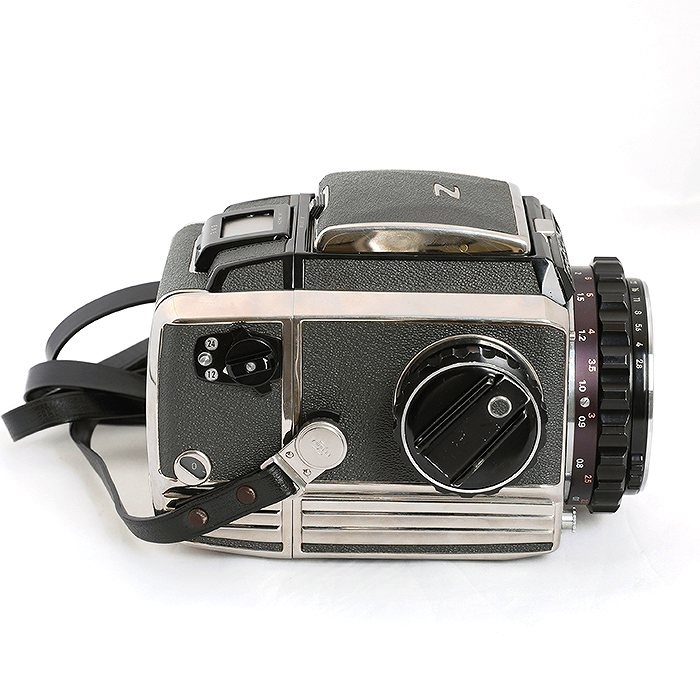 ブロニカ S2 後期 +ニッコールP 75/2.8 +マガジン