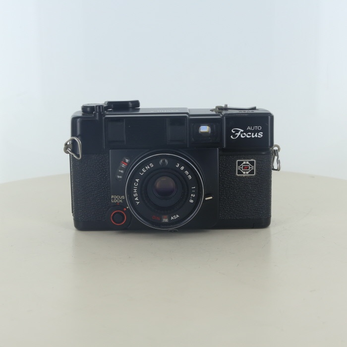 YASHICA AUTO FOCUS