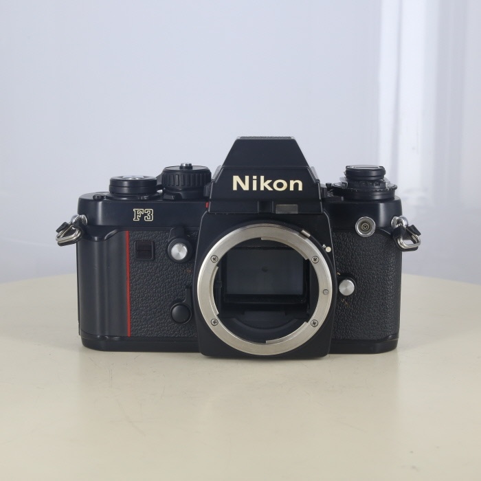 ニコン F3