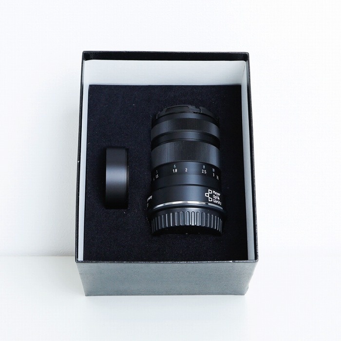 Meyer-Optik キヤノンEF用 Trioplan 2.8/100