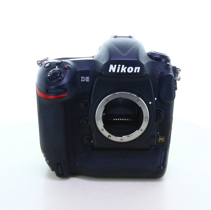 ニコン D5 ボデイ(XQD-TYPE)