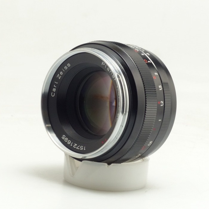 コシナ プラナー 50/1.4 ZE T*