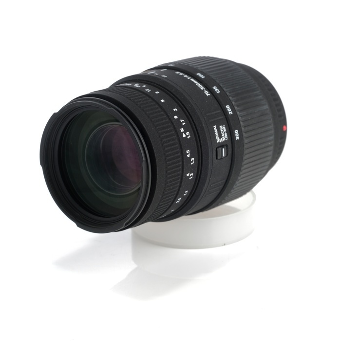 シグマ 70-300/F4-5.6 DG マクロ ソニーAマウント