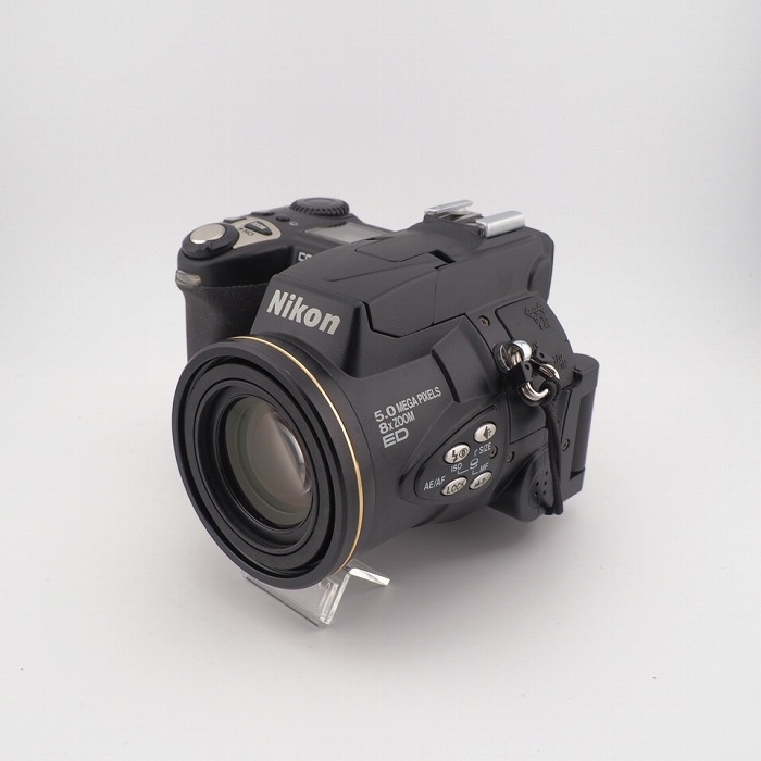 ニコン Coolpix 5700