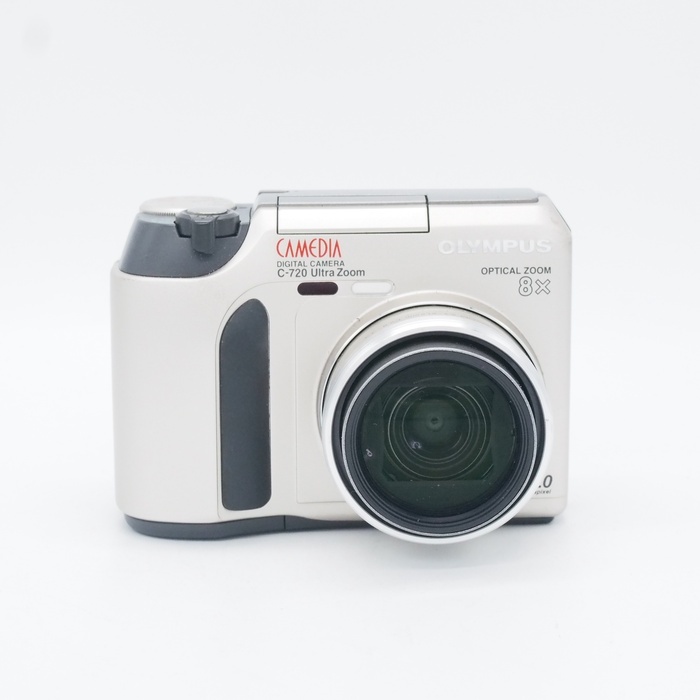 オリンパス C-720UZ