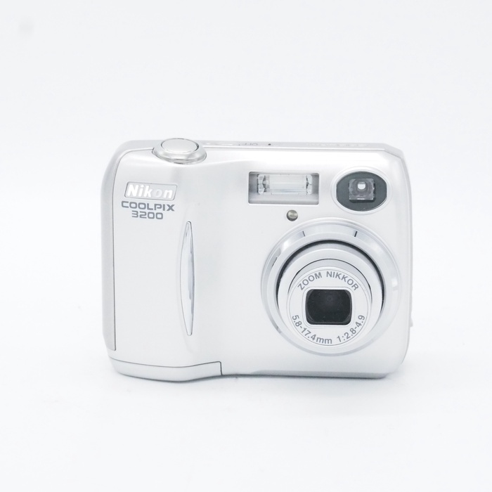 ニコン COOLPIX 3200 シルバー