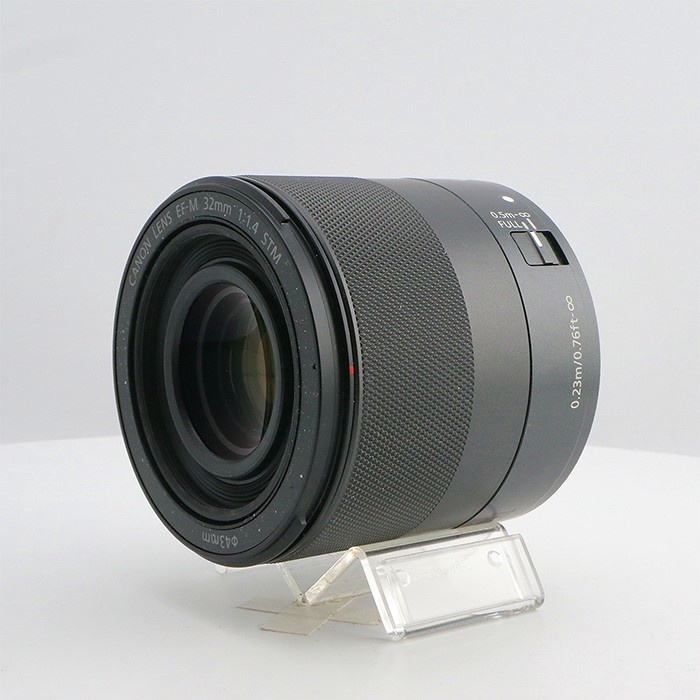 キヤノン EF-M32/1.4 STM