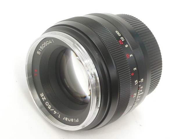 Planar  1.4/50 ZE  (for Canon EF)
