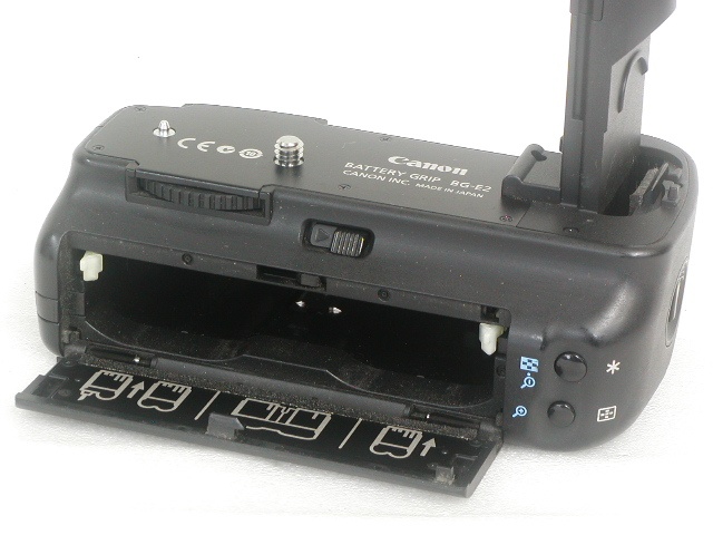BATTERY GRIP  BG-E2  (for EOS20D〜50D)
