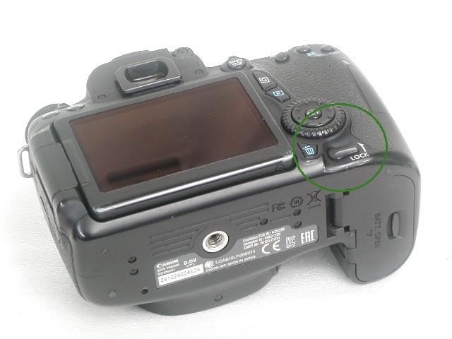 EOS 70D  Body