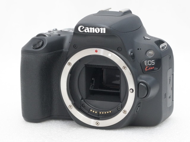 EOS Kiss X9 Body