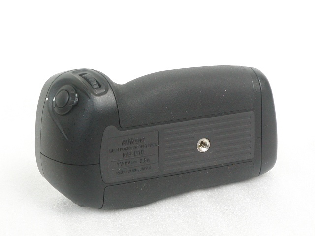 Multi Power Battery Pack MB-D15 (for D7200・D7100)