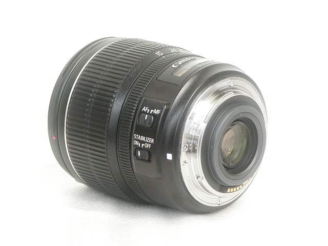 EF-S 15-85mm f/3.5-5.6 IS USM
