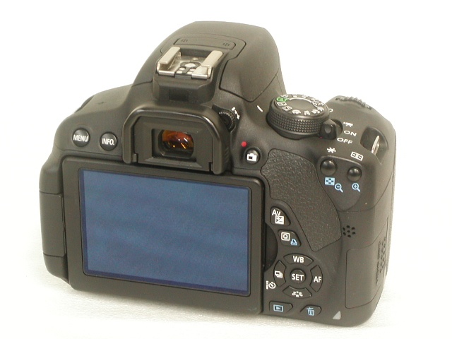 【美品】 EOS Kiss X7i  Body