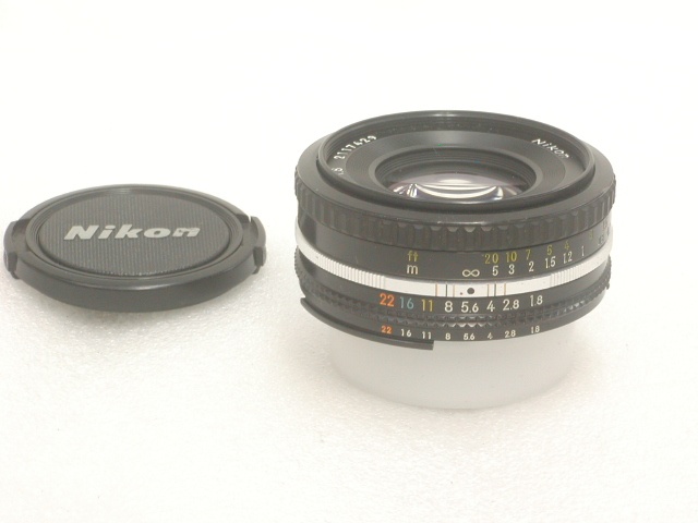 Ai-s NIKKOR 50mm 1:1.8
