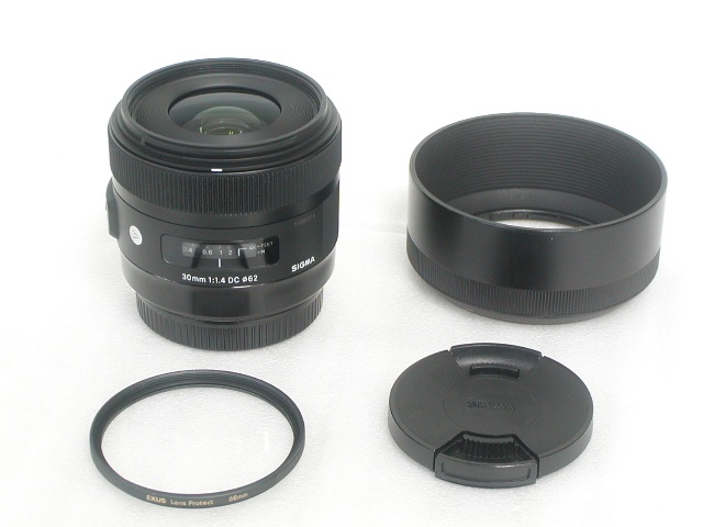 Art 30mm 1:1.4 DC (for Canon EF)