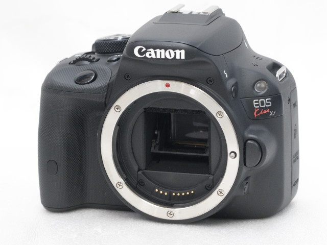 EOS Kiss X7 Body