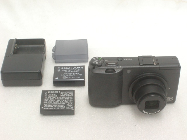 GR DIGITAL II f=5.9mm 1:2.4