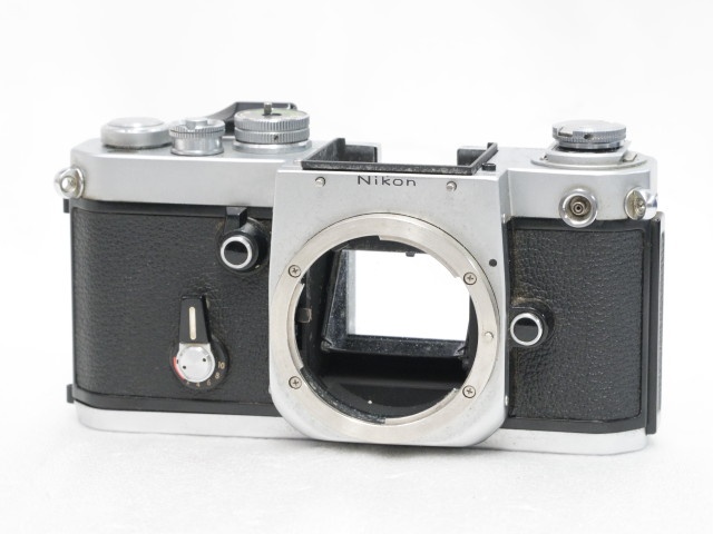 【ジャンク】 F2 Body Only