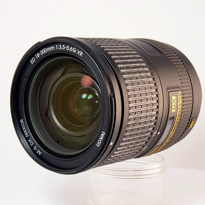 ニコン AF-S DX 18-300/3.5-5.6G ED VR