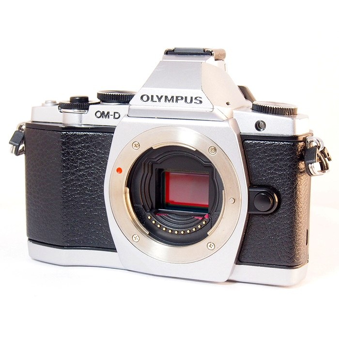 オリンパス OM-D E-M5 シルバー