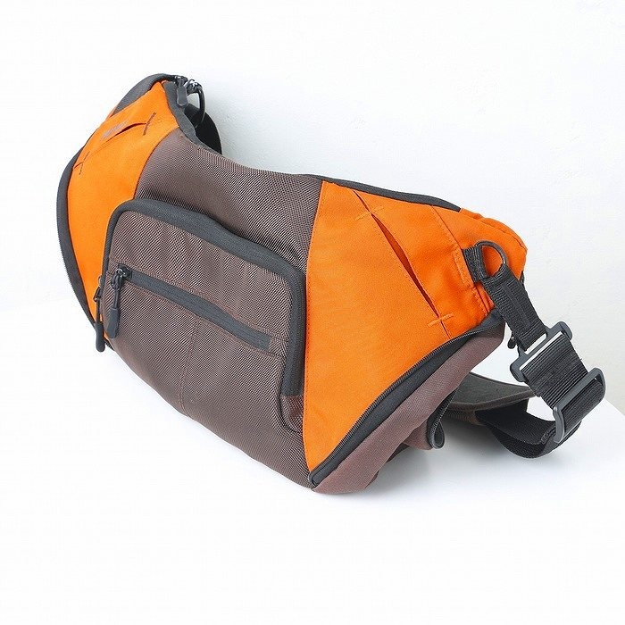 ニコン ショルダーバック