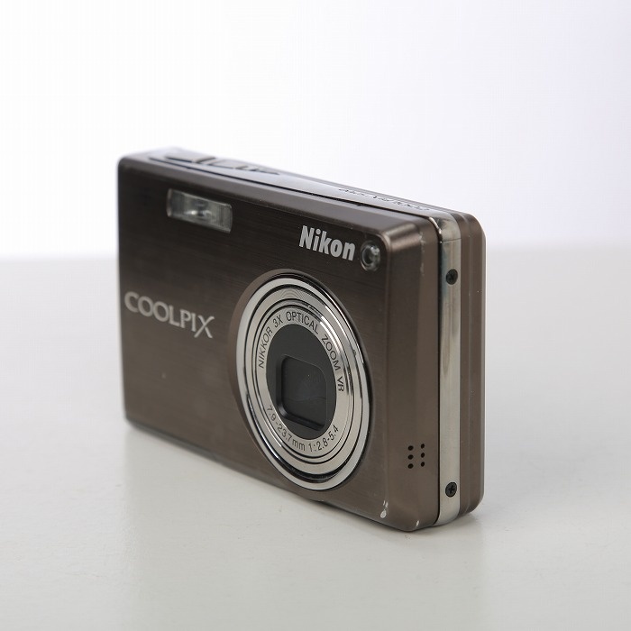 ニコン COOLPIX S700